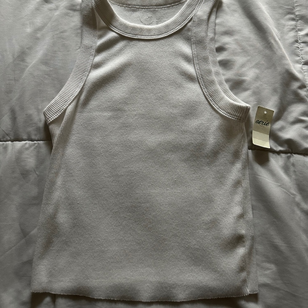 Top - Picture 2 of 2